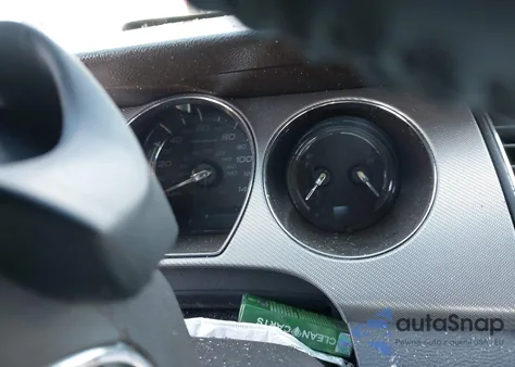 2010 Ford Taurus Sho из США, поврежденный, VIN 1FAHP2KT2AG103937